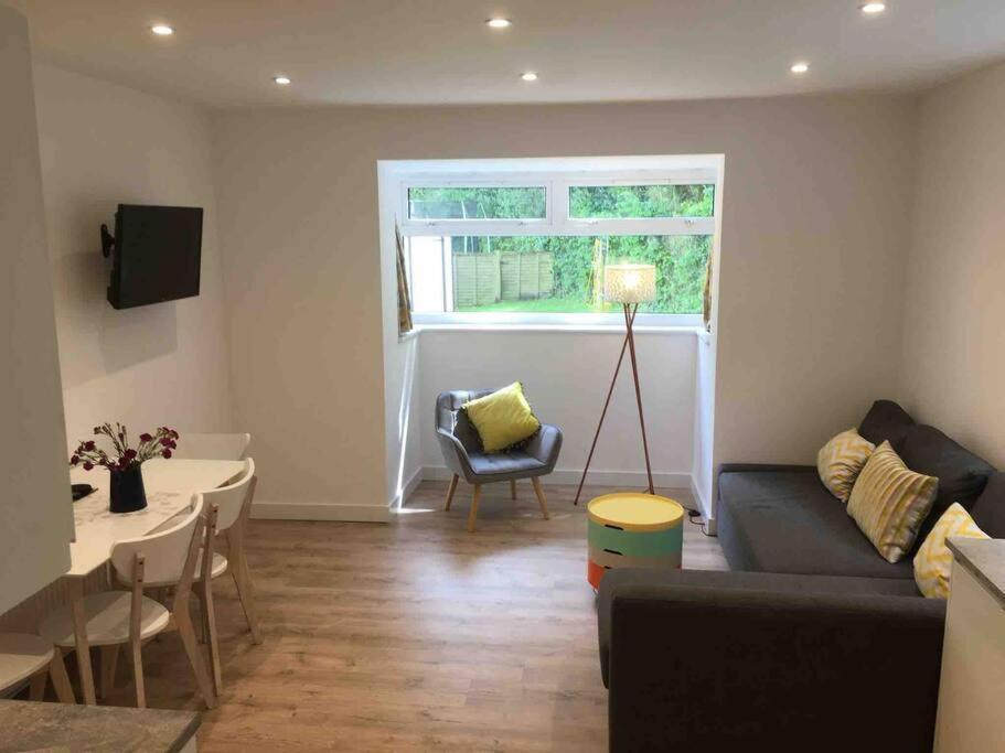 Bright And Spacious Annex Near Lymington With Private Garden Zewnętrze zdjęcie